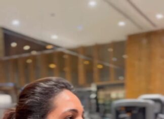 Sharanya Turadi Instagram - Every time I’m expected to take the stairs post workout 🙊😪 Building strong, Basement weaku 🫣. P.S: leg days video edukala 😬 #gymlife #realitycheck #PrimeReels