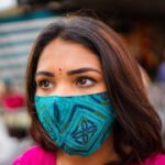 Sharanya Turadi Instagram - முகமூடி அணிகின்ற உலகிது உன் முகம் என்று ஒன்றிங்கு என்னது? நா.முத்துக்குமார் ❤️ #தமிழ் #பட்டாம்பூச்சிவிற்பவன் #நாமுஎன்னும்மாயாவி