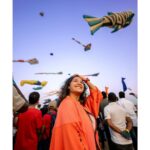 Sharanya Turadi Instagram - Sharanya X Tamil Nadu Kite Festival 2023. Street portraiture with the @sigmaphotoindia 14mm f1.4 DG DN Art paired with the @lumixindia @lumix S1H. Pushing beyond boundaries with equipment that was built with a purpose is super challenging and the results are just mind blowing. It pushed me to be a better photographer, I mean I could’ve simply gotten away by just presenting the usual case of astro photography, architecture and landscape, but if I was investing in a lens like this that can be so much more and deliver a unique perspective for my genre, I’m going to test its limits. This lens is tack sharp and the autofocus motors work really well with the contrast based AF system on the S1H. Though it’s on the heavier side, it gives substantial confidence to balance and compose your shot. The super wide FOV implies that I get more time with the subject in my frame for street as it takes longer for a subject to leave the frame and I found this to be super useful to get my shots in place. The colours, micro contrast and overall build quality is just simply outstanding with the lens. Thank you @sharanyaturadi_official for this ! 😁 #shotonlumix #lumixindia #shotonlumixs1h #madras #kitefestival #tamilnadu #chennai #shotonlumix #sigmaphotoindia #madras #chennai #lumixindia #lumixmentor #lumixmentorindia #noir incredibleindia @lumix @lumixindia @lumixtamilnadu @prabhu_panasonic @raghu_gowda_ @pradyutm @thulasi6415 @lumixsouth @lumix_trainer_hitesh @hardeep_sarna @bindassladka @natgeotravel @voyaged @discovertamilnadu #tamilnadu #tamilnadutourism @natgeotravel @natgeoyourshot #yourshotphotographer @nofilterbyindigo #nofilterbyindigo #sigmaphotoindia #sigmaphoto @tntourismoffcl Chennai, India
