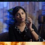 Sharanya Turadi Instagram - The Oppenheimer Effect! It's been a week since the movie came out and I'm sure many are overwhelmed by the sheer detailing that Nolan has delivered over a span of 3 hours and 11 miles of film 🥲 This video is an effort at simplifying what was conveyed for those who have and haven't watched the movie, though I'd highly recommend this video and center seats at IMAX for those who haven't 🤩 Please find the link to the full video below ⬇️ https://youtu.be/u2B2DrLNH98