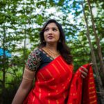 Sharanya Turadi Instagram - Waiting for the next Deepavali already 👀 Blouse @ms_design_official_