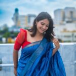 Sharanya Turadi Instagram - Recent crush Kanna 😍🤌 Blouse @askcouture.7 ❤️ @style_with_abi just loved the way how you colour blocked this saree with a passionate red kanmani, and I wonder how you got my body fitting so right at the first try itself ❤️‍🔥 #vinayagarchathurthi #doneright #saree #sharanyaturadi