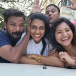 Sharanya Turadi Instagram - Let's take some decent postable pics for Friendship day My friends: 🤦‍♀️ @ganesh_journo @teenuniroshini_official @thillainathan.k