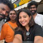 Sharanya Turadi Instagram - When that gang of friends finally go for a vacation which’s been long due 🐒😃 Day 1 @rahul__sudharshan @teenuniroshini_official @thillainathan.k @ganesh_journo