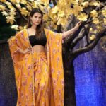 Sharmiela Mandre Instagram - Gaalipata 2 🪁 Trailer launch Shot by @divinephotography.in Wearing @houseofmasaba MUA @makeoverbyajay @prashanth_pachee Earrings @garvsilverjewellery