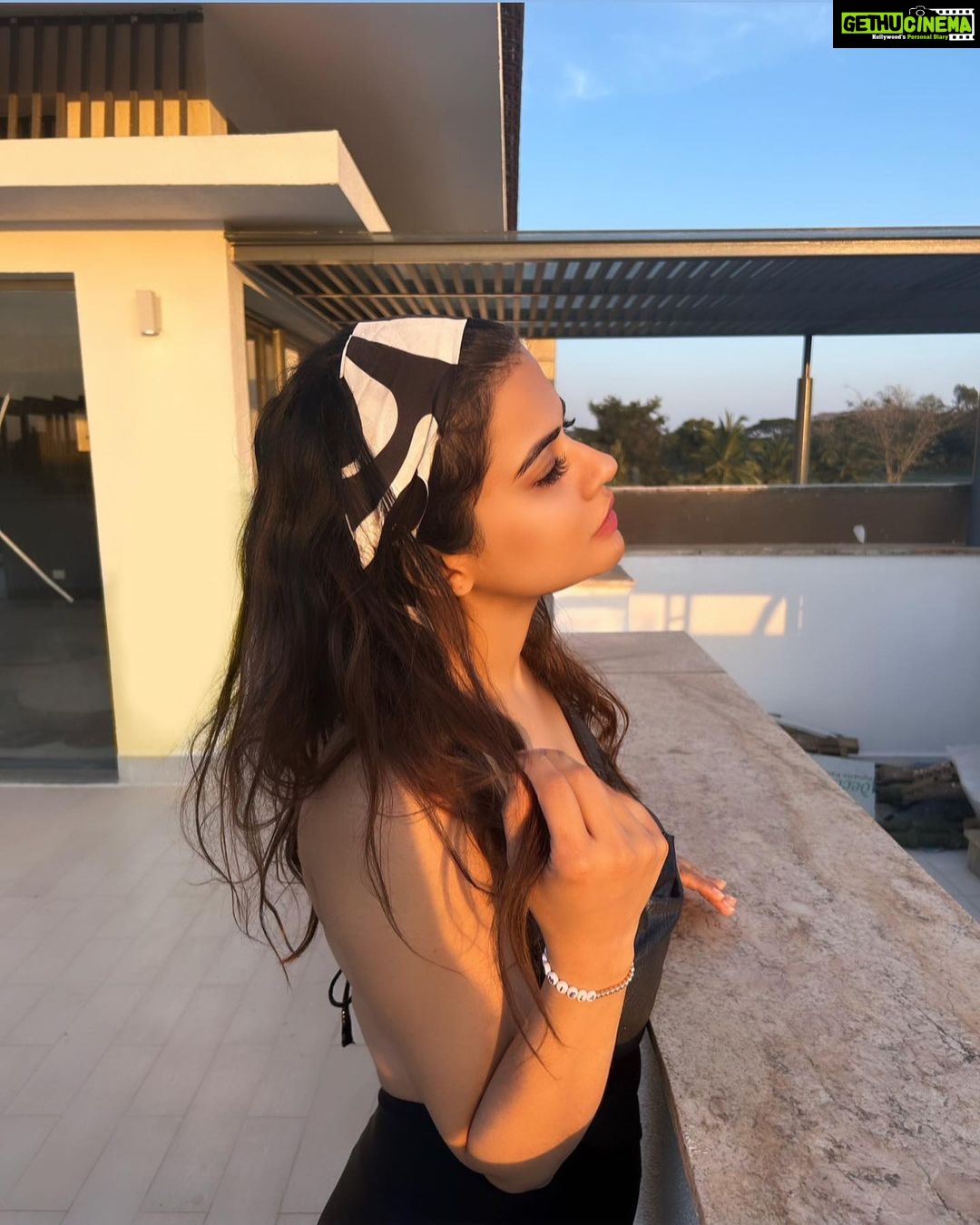 Sharmiela Mandre Instagram - Wind in my hair Sun in my face ☀️ Head in the clouds ☁️