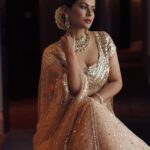Sharmiela Mandre Instagram - Desi vibes . . . . . Photography: @divinephotography.in Jewellery : @suranajewellery Styled by : @trishadjani Make up : @makeupbyabhilasha Hair : @harshasingh512
