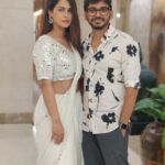 Sharmiela Mandre Instagram - Us at the success meet of Gaalipata 2... Prayashaha... the last time we are together as the gorgeous teacher and the smitten student. I will miss you @sharmielamandre 😭 The Lalit Ashok Bangalore