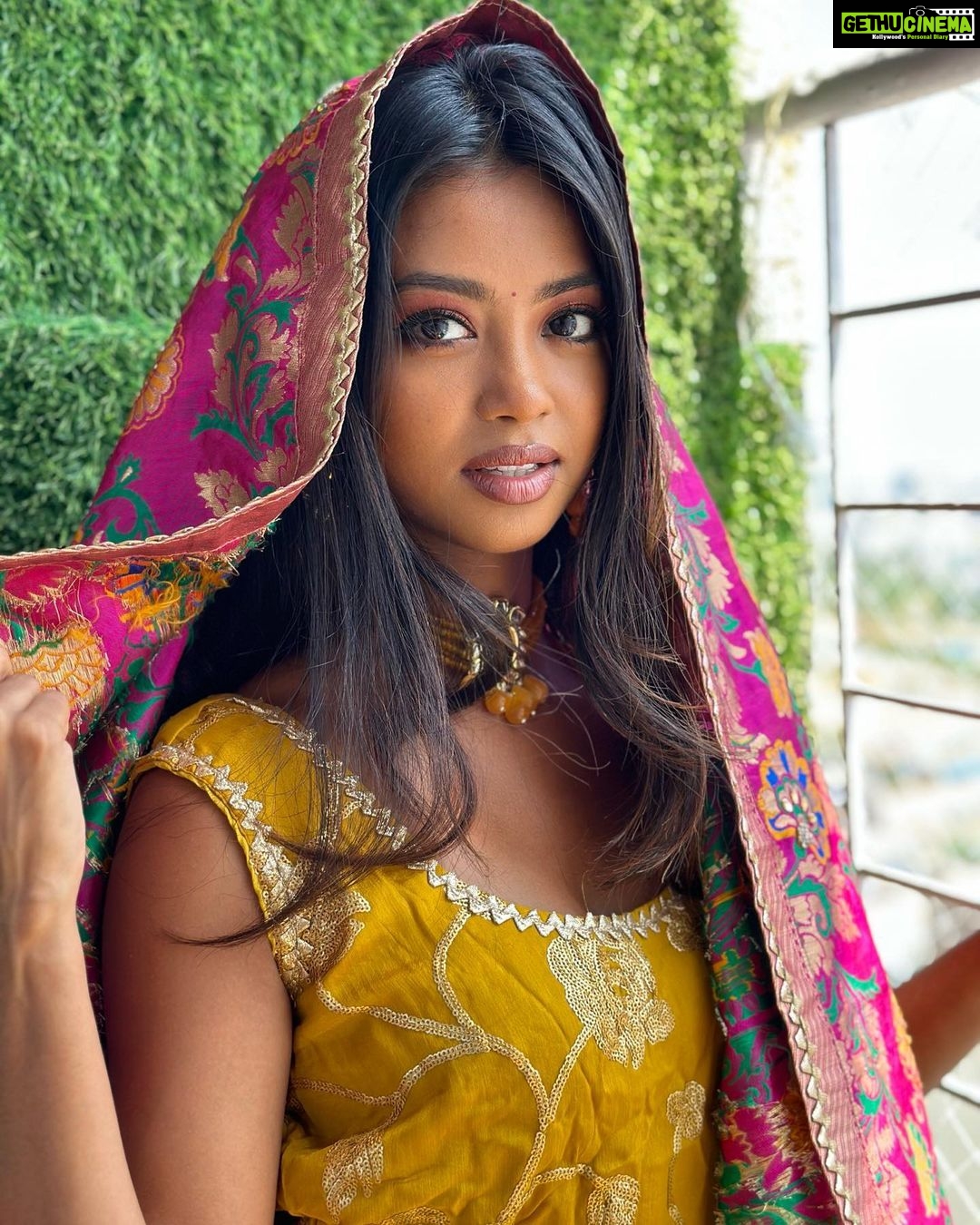 Shaun Romy Instagram - Eid Mubarak 🌙✨ from Mumbai