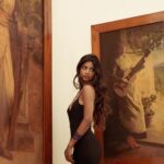 Shaun Romy Instagram - Day out in Trivandrum! 😍 @aravind_krishna_a_k makeup by @sumesh_makeup_artist Sree Chitra Art Gallery