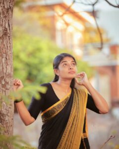 Sheela Rajkumar Instagram - Silence & Smile 
*
*
*
*
*
*
📷:@rootzstudios 
Pro:@a._john_pro 
👗:@meeshoapp 
👂:@giva.co 

#sheela #picsoftheday #rootzstudios #besmile #lovemyself #happysoul❤️ #naturephotography #lookbook #trending