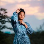 Sheela Rajkumar Instagram – Fifty shades of pink 😍
*
*
*
*
*
📷:@sureshsuguphotography 
Pro:@a._john_pro 

#sheela #naturephotography #sunsetphotography #lookbook #beü #goodvibes #happysoul❤️ #lovemyself❤