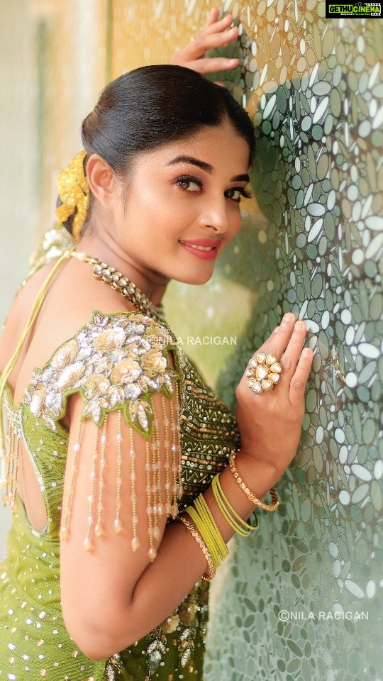 Sheela Rajkumar Instagram - Confidence breeds beauty 💚 . . . . . . Mua&hair : @udhaya_makeup_world Costume : @envyra_fashion_designer Jewellery: @m.a.bridal_jewellery Photography: @nilavan_photography Location: @poppysolivedevillapondicherry Pro: @a._john_pro #sheelarajkumar #photoshoot #greenheals💚🌱🍀 #besmile😊 #lovemyself #lookbook #collabshoot Pondicherry - பாண்டிச்சேரி