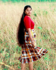 Sheela Rajkumar Instagram - Heart wants love,
Mind wants success,
Soul wants peace :)
.
.
.
.
.
📷:@sureshsuguphotography 
Pro:@a._john_pro 

#Sheela #photoshoot #naturephotography #naturelover #trending #lovemyself❤ #besmile😊 #beu #lookbook #lovequotes #spreadlove #peaceandlove