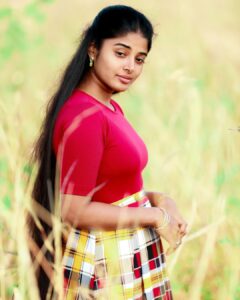Sheela Rajkumar Instagram - Heart wants love, Mind wants success, Soul wants peace :) . . . . . 📷:@sureshsuguphotography Pro:@a._john_pro #Sheela #photoshoot #naturephotography #naturelover #trending #lovemyself❤ #besmile😊 #beu #lookbook #lovequotes #spreadlove #peaceandlove