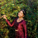 Sheela Rajkumar Instagram – Keep calm & carry on smiling 😇
.
.
.
.
.
📷:@sureshsuguphotography 
Pro:@a._john_pro 

#Sheela #photoshoot #actressgallery #picsoftheday #lookbook #naturephotography #naturelover #besmile😊 #lovemyself❤ #trending #beü #staystrong #spreadlove