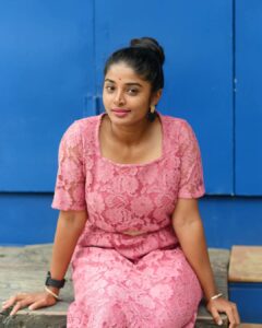 Sheela Rajkumar Instagram - Pinktastic ✌️
.
.
.
.
.
📸:@madhu_india_photography 
Pro:@a._john_pro

#sheela #photoshoot #picsoftheday #pinkdress #lovemyself❤ #besmile😊 #staystrong #sundayvibes #2023yearfirstsunday #feelgood #goodvibesonly #spreadlove #donthurtanyone
