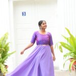 Sheela Rajkumar Instagram - Laugh & be happy 🤩✌️ . . . . . 📸:@madhu_india_photography 👗:@aaryes.collection #sheela #photoshoot #naturephotography #naturehealsthesoul #naturelover #besmile😊 #alliswell #nevergiveup #donthurtanyone #goodvibesonly #soulhappy #anicollection #collabshoots #instagram