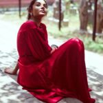 Sheela Rajkumar Instagram - Feeling like intense to the 🌞 . . . . . . #sheela #picsoftheday📸 #naturephotography #photoshoot #besmile😊 #donthurtanyone #feelgood #dofollowthispage #nevergiveup💪 #staystrong #feelredy #sunshine🌞 #happysoul