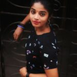 Sheela Rajkumar Instagram - A lot... . . . . . . 📸:@jermyphotography #sheela #picsoftheday #besmile #staystrong #nevergiveup #donthurtanyone✌ #dofollowthispage❤️ #naturephotography #lookbook #lovemyself #itsokaynottobeokay #hope #blacklove #seriously #soullessons