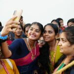 Sheela Rajkumar Instagram – Pettaikaali webseries trailer launch 🙂😍
@kalaiyarasananbu @lovelynchandrasekhar @ahatamil 
.
.
.
.
📸:@jermyphotography 

#sheela #pettaikaalionaha #tamilwebseries❤ #dewalirelease #besmile😊 #lovemyself #staystrong #nevergiveup💪 #happysoul❤️ #ahatamil #dowatchit #givemefeedback #thangapulla😍❤️😍 Dr. MGR-Janaki College of Arts and Science for Women