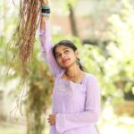 Sheela Rajkumar Instagram - Heart knows better so be kind😊 . . . . . . 📸:@sureshsuguphotography Pro:@a._john_pro #sheela #photoshoot #naturephotography #picsoftheday #lovemyself❤ #dofollowthispage #besmile😊 #nevergiveup #staystrong #happysoul❤️ #alliswell #itsokaynottobeokay #lessonlearned #donthurtanyone #lookbook