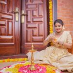 Sheela Rajkumar Instagram – 🌸🌸🌸
.
.
.
.
.
.
Mentions:
Outfit: @unikpondicherry 
Designer: @kayalkumaran
Jewelry :@chennai_jazz
Pic: @rootzstudios
MuA: @honeylang_makeup_artist
Location: Unik Stay – Saffron

#sheelarajkumar #happyonam23 #collabshoot #besmile😊 #rootzstudios #unikpondicherry #lovemyself #lookbook Pondicherry – பாண்டிச்சேரி