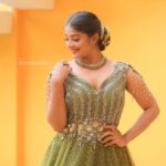 Sheela Rajkumar Instagram – Feeling grand in green .
.
.
.
.
.
.
Costume : @envyra_fashion_designer 
Mua & hairstyle: @udhaya_makeup_world 
Jewellery : @m.a.bridal_jewellery 
Location : @poppysolivedevillapondicherry 
Photography : @nilavan_photography 
Pro:@a._john_pro

#sheelarajkumar #collabshoot #photography #lovemyself #besmile😊 #goodvibes #greenheals💚🌱🍀 #lookbook Pondicherry – பாண்டிச்சேரி