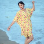 Sheela Rajkumar Instagram – Seas the day 😍
.
.
.
.
.
.
📷:@madhu_india_photography 
Pro:@a._john_pro 

#sheela #besmile😊 #beachphotography #happysoul❤️ #lookbook #lovemyself #trending #naturehealseverything #sundayvibes✨