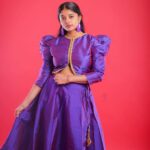 Sheela Rajkumar Instagram – “Oh, everyone, it’s my birthday! …
.
.
.
.
.
.
📸: @rootzstudios 
Pro: @a._john_pro 
🕹️ : @studio_by_3m 

#sheela #birthdaygirl #photoshoot #naturephotography #besmile😊 #happysoul❤️ #trending Chennai, India