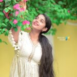 Sheela Rajkumar Instagram - The only time is NOW . * * * * * * 📷:@madhu_india_photography Pro:@a._john_pro #sheelarajkumar #naturephotography #picsoftheday #besmile😊 #happysoul❤️ #lifeteachsusalot #lookbook #trending #lovemyself Pondychrey