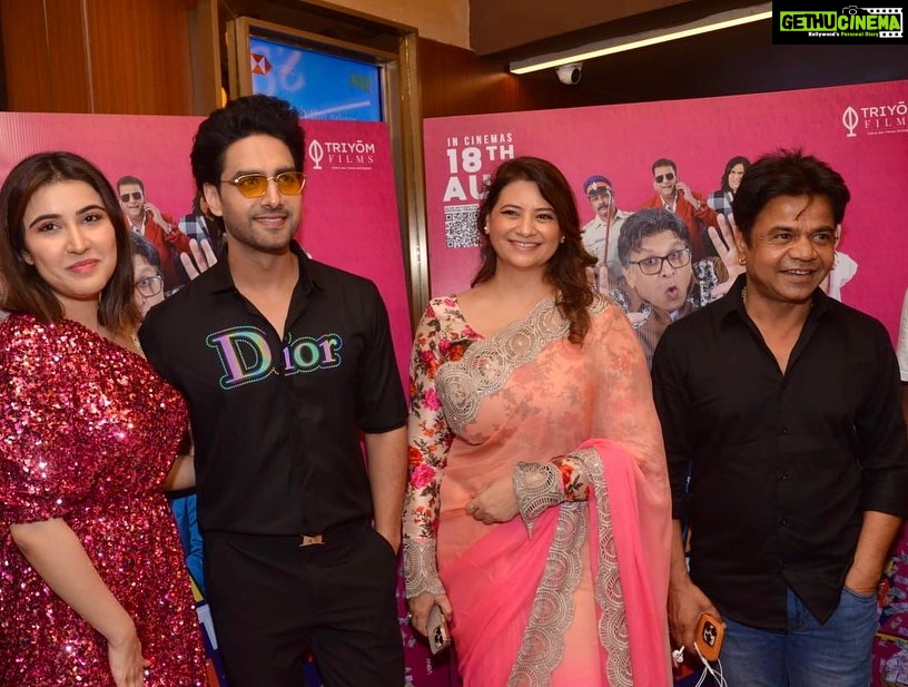 Sheena Bajaj Instagram - Celebrating success….😍😇🥳🥰🥰🍷 for those who have nt gone to the theatre pls do go watch the film n njoy the non stop comedy with ur family #nonstopdhamal in theatres near u also u can book on book my show n get great offers 😚😇