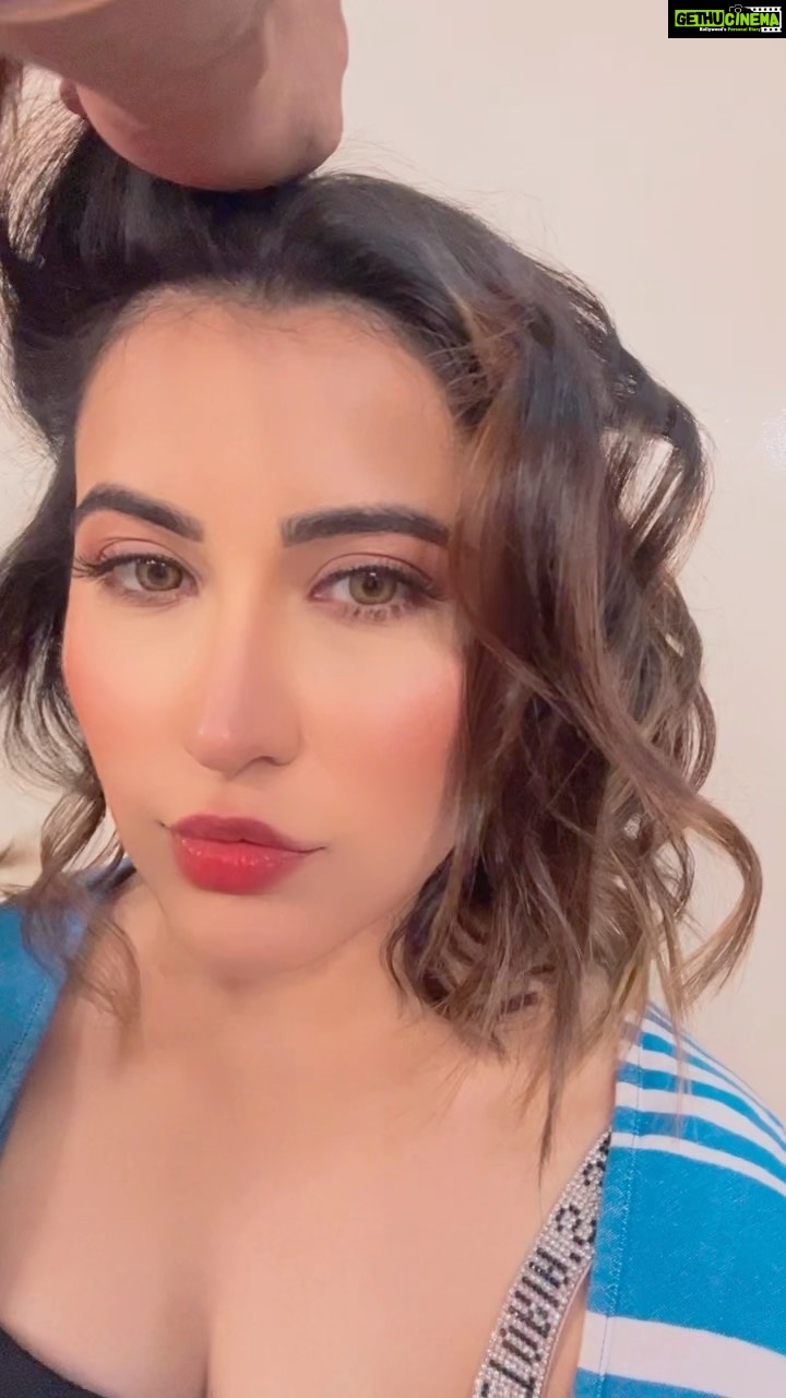 Sheena Bajaj Instagram - π€³π»Thursday madness #btsofnewad shoot comming soon π excited ππππ