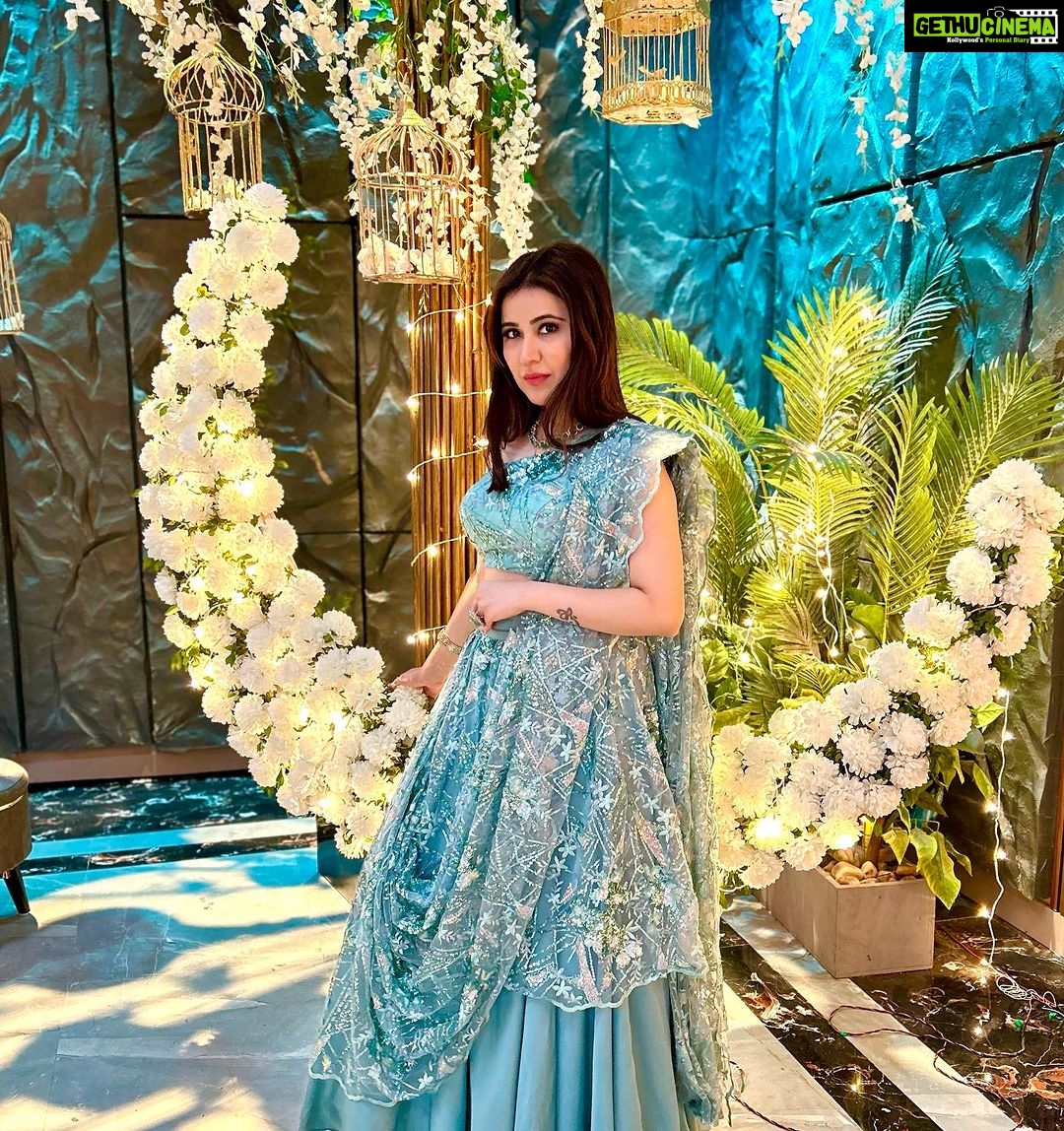 Sheena Bajaj Instagram - Monday morning bluesβ¦..#inbetshots #ruhi #vanshaj Monday to Saturday 10 pm only on @sonysab LEMME KNOW WHAT S UR FAV THING ABOUT THIS PICTURE ????πππ₯°πππβ₯οΈπππππππ¦β
πͺ½β¨βοΈππΌποΈπͺ