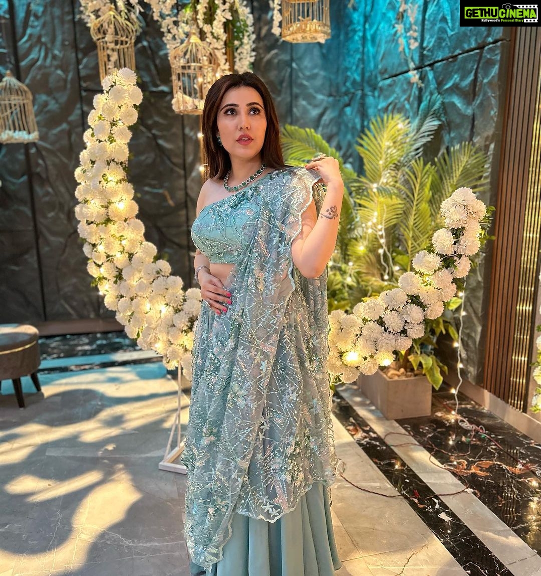 Sheena Bajaj Instagram - Monday morning bluesβ¦..#inbetshots #ruhi #vanshaj Monday to Saturday 10 pm only on @sonysab LEMME KNOW WHAT S UR FAV THING ABOUT THIS PICTURE ????πππ₯°πππβ₯οΈπππππππ¦β
πͺ½β¨βοΈππΌποΈπͺ