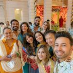 Shefali Jariwala Instagram – Ganpati Bappa Morya !
At @ektarkapoor ‘s home… feeling over fed & super blessed ❤️ 
thank you Ekta 🤗❤️
Wearing @gopivaiddesigns 
@makeup.yasmin 
#ektakapoor #ganpatidarshan #blessed #monday #pic #love #positivity
@paragtyagi @mushtaqshiekh