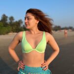 Shefali Jariwala Instagram - Only sunsets ❤️ #nofilterneeded #goldenhour . . . #potd #nomondayblues #sunset #love #therapy #positivevibes #beachlife #beach #lover