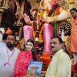 Sherlyn Chopra Instagram - लालबागचा राजा!!! 🙏🙏🙏 मन्नतों का राजा!!! #गणेशोत्सव 🔥🔥🔥