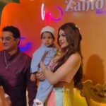 Sherlyn Chopra Instagram - मोहब्बत का ये सिलसिला बरकरार रहे… सेक्युलरिज़म देश की पहचान बनी रहे… ज़ाहिद जी और जावेद जी का आभार व्यक्त करती हूँ जो उन्होंने इस मुबारक महफ़िल में मुझको आमंत्रित किया… #eidmubarak