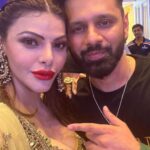 Sherlyn Chopra Instagram - A night filled with fun & entertainment! Thanks Mumbai Cricket Association! 🔥🔥🔥 @rahulvaidyarkv #mumbai #cricket #association