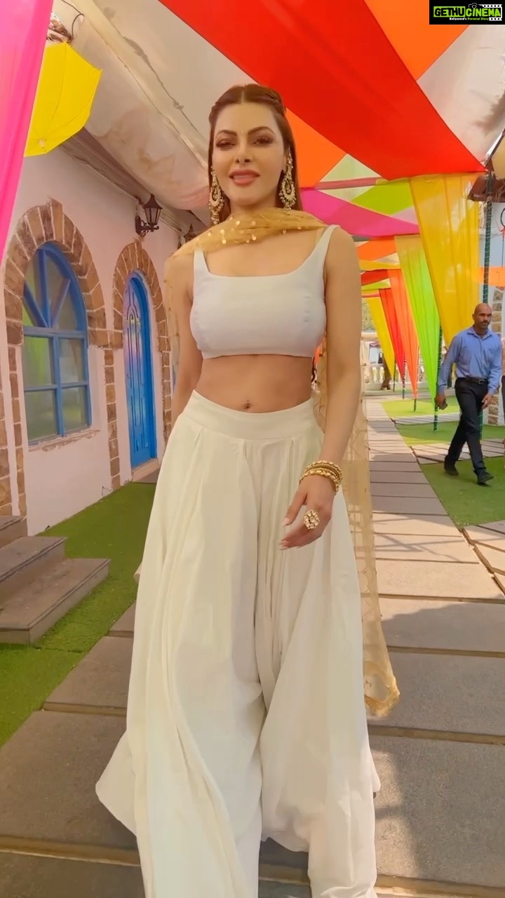 Sherlyn Chopra Instagram - #happywomensday #glam #sass #badass 🔥🔥🔥