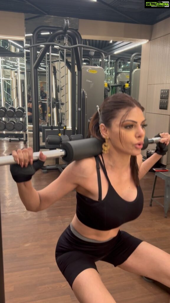 Sherlyn Chopra Instagram - Be stronger than your excuse! 🔥🔥🔥 Squats with 20kg weight #fab #fitness #motivation #glam #baby