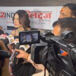 Sherlyn Chopra Instagram - माननीय श्री @official.anuragthakur जी से अनुरोध है कि #biggboss16 के टेलेकास्ट को रद्द कर दें। 🇺🇸 में #harveyweinstein जेल के सलाख़ों के पीछे बंद है। 🇮🇳 में एक #metoo आरोपी का #biggboss में महिमामंडन किया जा रहा है! यौन शोषण का विरोध करने से हम कतराते क्यों हैं? आख़िर ऐसी क्या मजबूरी है?