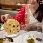 Sherlyn Chopra Instagram – Shaahi Kebabs, delicious Kheema, mouth watering Mawa Falooda and much more!!!
Full Video on youtube.com/sherlynchopraofficial