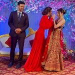 Sherlyn Chopra Instagram - महादेव की कृपा दृष्टि @payalrohatgi जी और @sangramsingh_wrestler जी पर बनी रहे। आप को ढेरों बधाइयाँ एवं शुभकामनाएँ। #payalkesangram