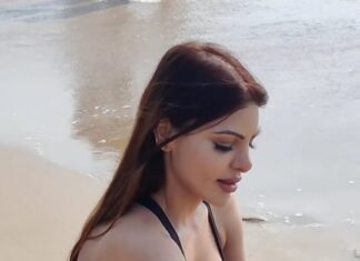 Sherlyn Chopra Instagram - Bold And Beautiful Sherlyn Chopra At Juhu beach ❤️🔥#sherlynchopra #sherlyn #sherlynchoprahot