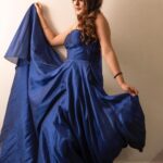 Shiny Dixit Instagram - BALANCE 😇😇 grateful 😇😇 wearing @ashfaqueahmaddesignstudio MUA @makeoverbyheena.01 credits @redboxfilms @mrbaba.in 😇😇😇😇