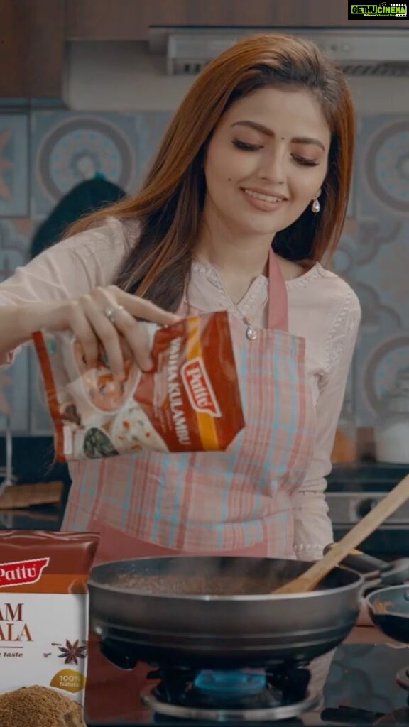 Shirin Kanchwala Instagram - Had so much fun working on this advert. Cooking brought me close to my mom as well, we have so many cherished memories cooking my mom’s butter chicken recipe at home. So when I was pitched idea for this ad, it was no brainer. I am very grateful to the Pattu masala team to conceptualize such deeply emotional moments. #foodgasm #yum #eat #foodpic #dinner #lunch #foodlover #tasty #foodblogger #dessert #healthyfood #foods #cooking #cake #foodies #eating #homemade #chef #fresh #foodblog #nomnom #delish #feedfeed