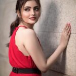 Shirin Kanchwala Instagram - If I’m too much, go find less. Makeup @kishoremakeupartist Hair stylist @viji_makeover Photography @ajitshivam95 Designer @ddezino Chennai, India