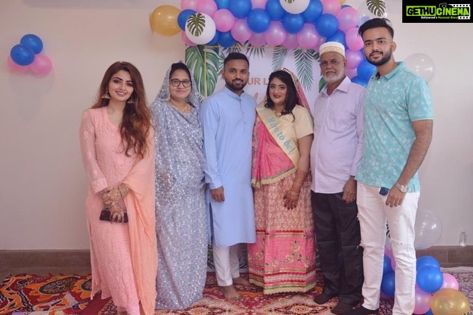 Shirin Kanchwala Instagram - Our family is about to get even cuter💖 Wishing you all the best for you & your baby-to-be. Happy for you @firozkanchwala @fatema0197 🤗😘 Mumbai, Maharashtra